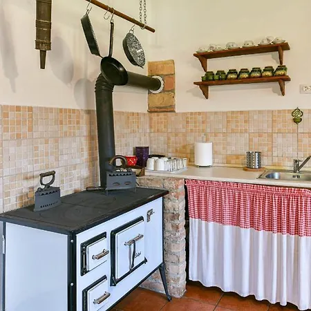 Halhaza Vendeghaz Διαμέρισμα