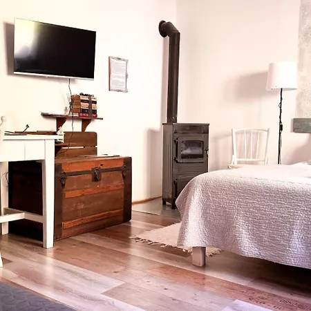Halhaza Vendeghaz Apartament *