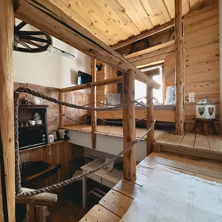 Halhaza Vendeghaz Apartament Sirok